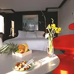 Le Hameau 1er Hotel 5*