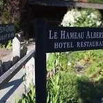 Le Hameau 1er Hotel