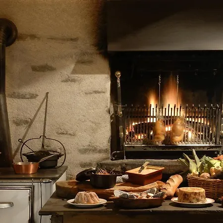 Le Hameau 1er Готель