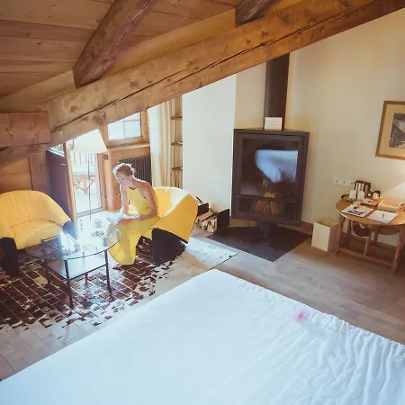 Le Hameau 1er Готель 5*