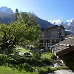 Hotel Le Hameau 1er - Relais & Chateaux
