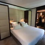 Le Hameau 1er - Relais & Chateaux Hotel 5*