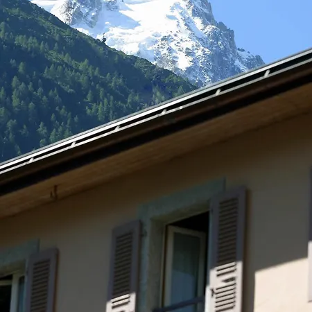 فندق Le Hameau 1er - Relais & Chateaux