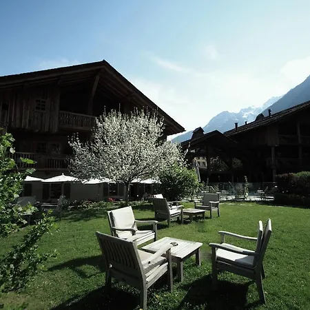 Le Hameau 1er - Relais & Chateaux فندق